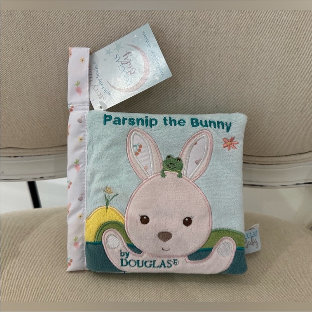 NWT Douglas Parsnip the Bunny Soft Book